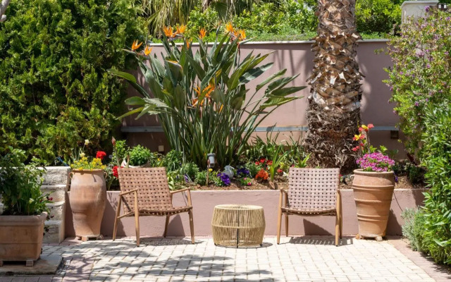 Olea Suites