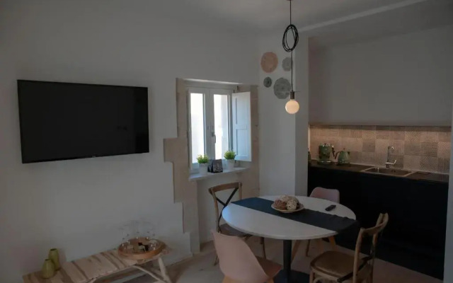 4 Elements Boutique Home