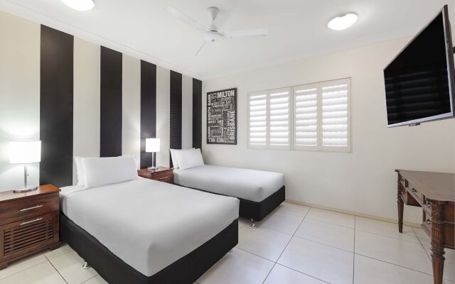 Piermonde Apartments - Cairns