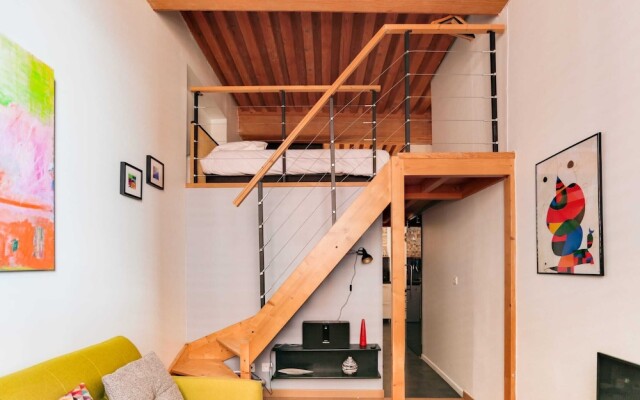 Charming Croix-paquet Loft Fits 2