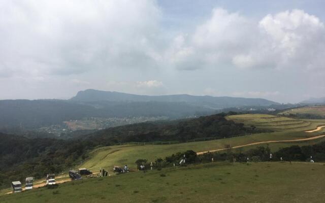 Monaara Holiday Bungalow - NuwaraEliya