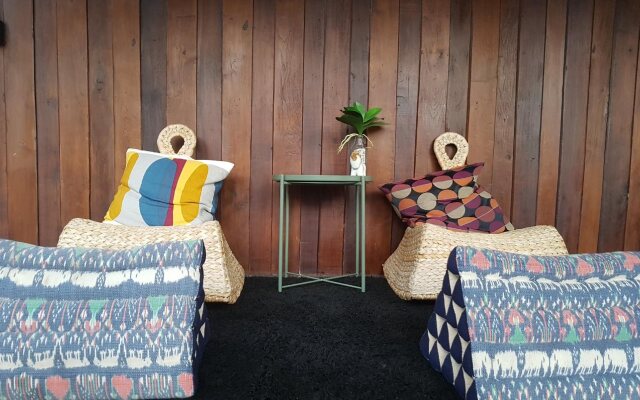 Baan Mai Kradan Hostel Chiang Rai