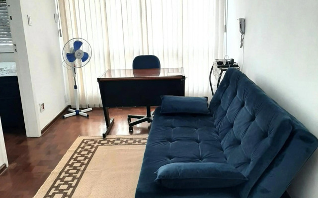 Apartamento aconchegante com estacionamento na 25 de março