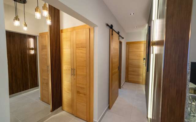 Majestic & Spacious1b Downton Gym Pool