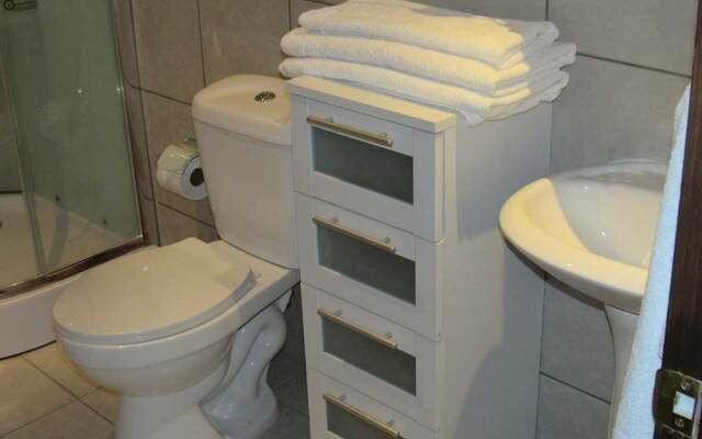 Hotel y Apart Dos Castaños