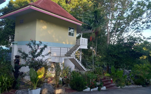 Oceanview Bungalows by EAT