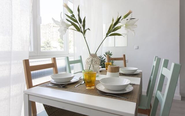 INMálaga Plaza De La Merced