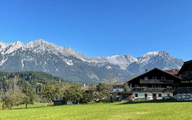 Holiday Home, Soll