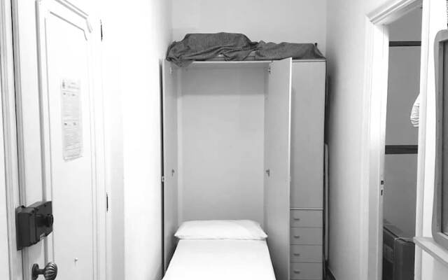 Inside Monterosso Apt