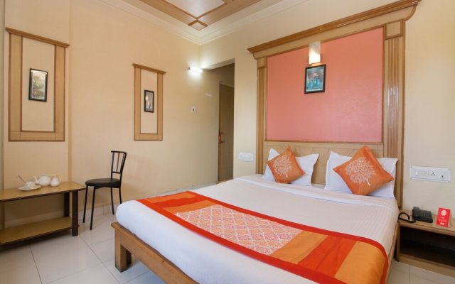 OYO 5250 Hotel Suraj Classic