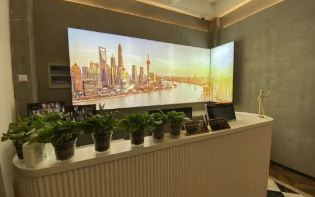 Boke Inn (Shanghai Loushanguan Road Subway Station Branch)