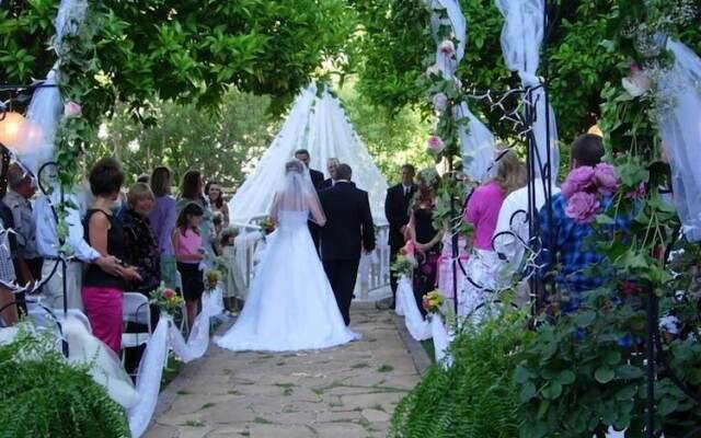 Hotel Léger Restaurant & Saloon