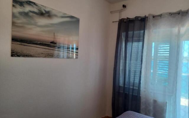 Apartments Marija - 10m from beach