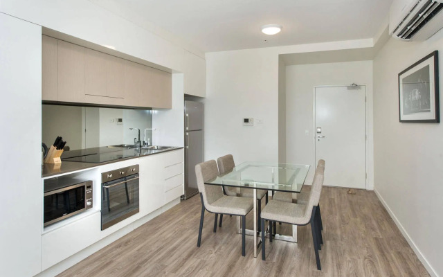 Empire Apartment Hotel