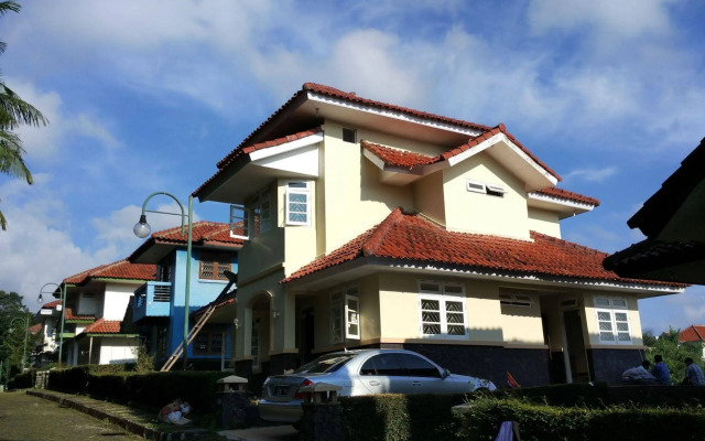 Villa Tamie Bumi Ciherang