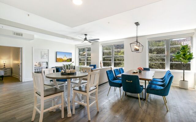 Mardi Gras Suites NOLA's 4BR Elegance