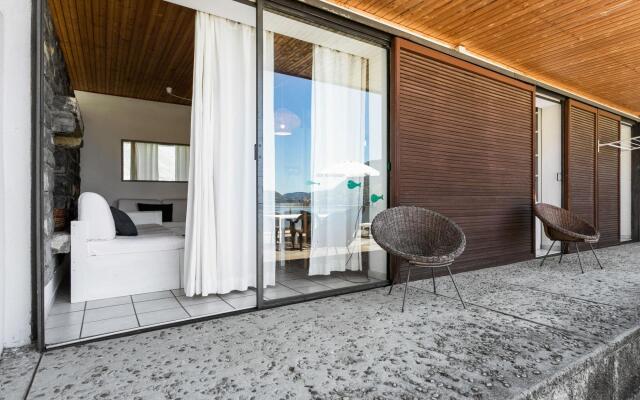 Spacious Apartment in Pognana Lario with Pool