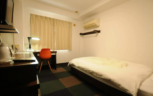 First Hotel Taketoyo