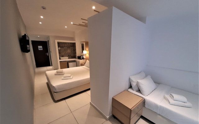Elite Hotel