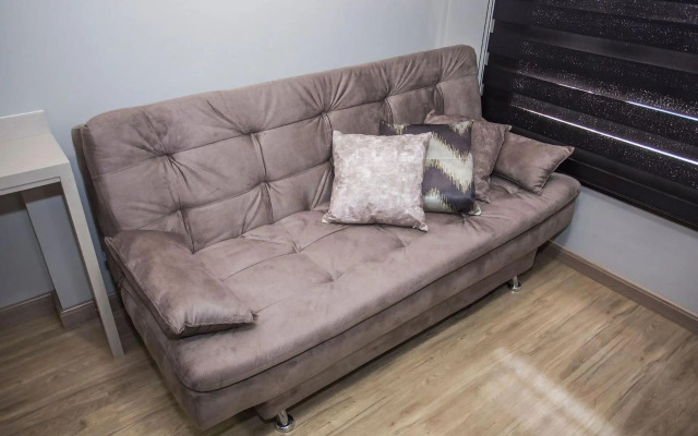 Studio com Cama e Sofá-Cama de Casal - ALL2011