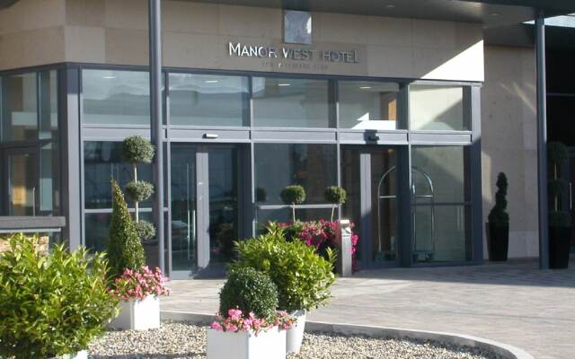 The Manor West Hotel & Leisure Club
