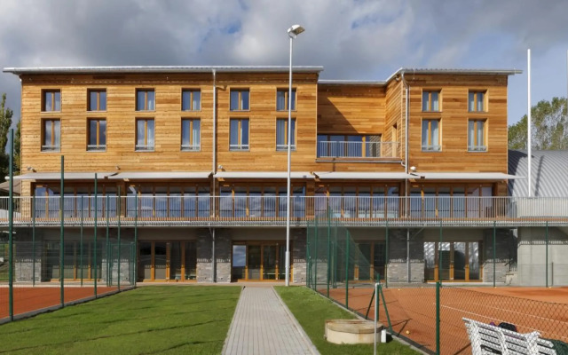 Esmarin Wellness Hotel