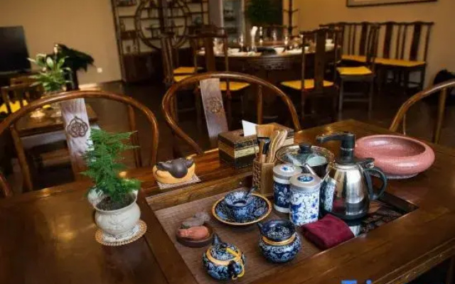 Hohhot Junyi Hotel