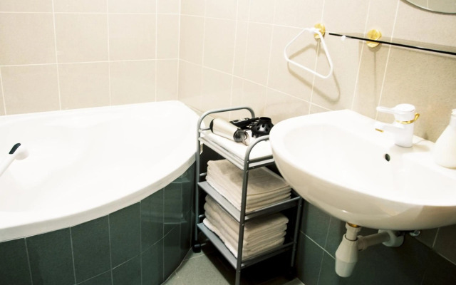 Art Apartments Celakovskeho Sady