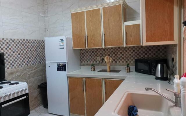للعوائل فقط Al Shadi Apartments 2