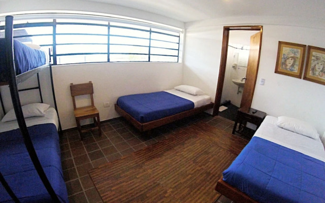 Hostal De La 57 - Hostel