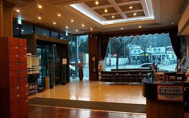Yusimcheon Guesthouse