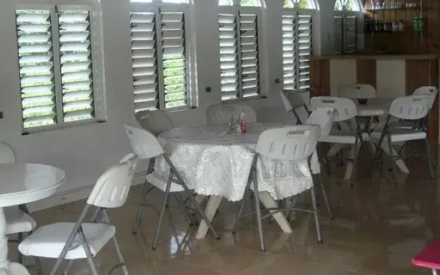 Diamond Villas And Suites
