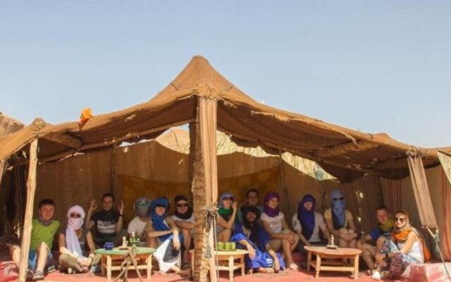 Auberge Kasbah Dar Sahara Tours - Hostel