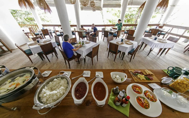 Ocean Vida Beach and Dive Resort