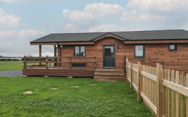 The Lodge at Crossroads Farm