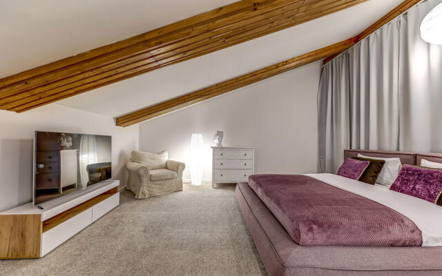 Голден Апартментс