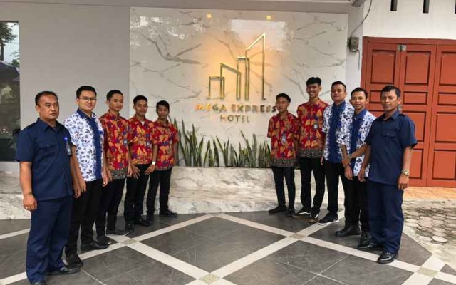 Mega Express Hotel