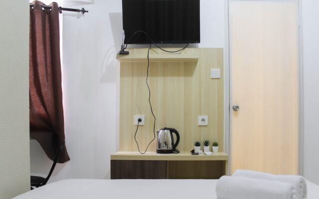 Spectacular and Posh Studio Aeropolis Apartment