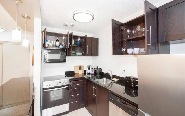 One Bedroom Unit With in Suite Laundry and Parking