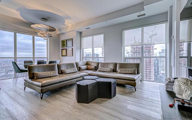 Skyline Suites - Next to MTCC, ACC & CN Tower