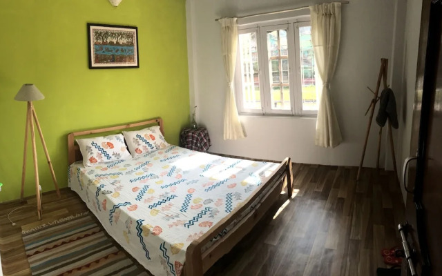 Apartment with mountain and lake view