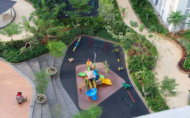 3BR near Sumarecon Mall Bekasi at The Springlake Apartment