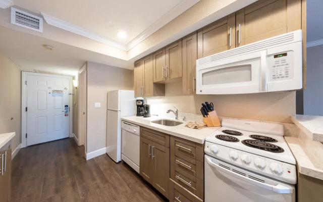 Carlsbad Inn Beach Resort