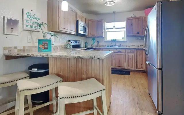 Twin Palms at Surfside by Ryson Vacation Rentals