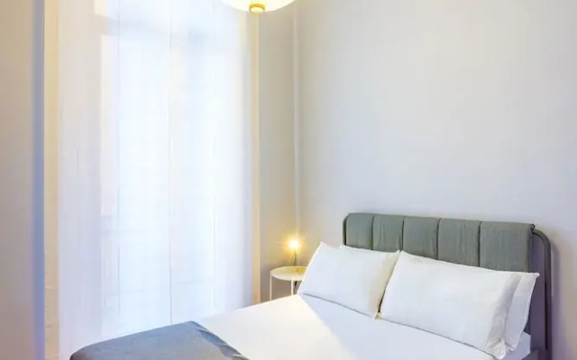 Harmony Elegant Apartment With Parking