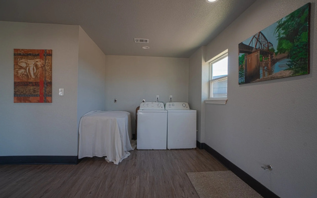 Hotel Comfort Stay by OYO Texarkana East, AR I-30