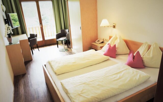Golf-Tennis-Wellnesshotel Mori