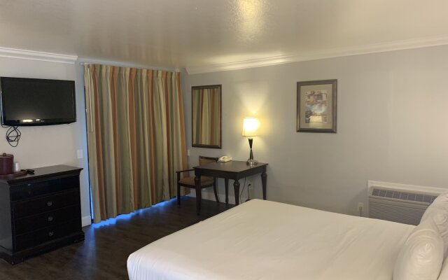 Stargazer Inn and Suites