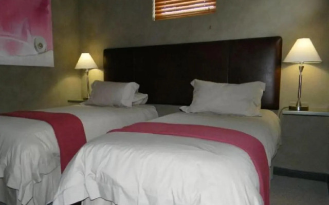 Stonehill River Lodge