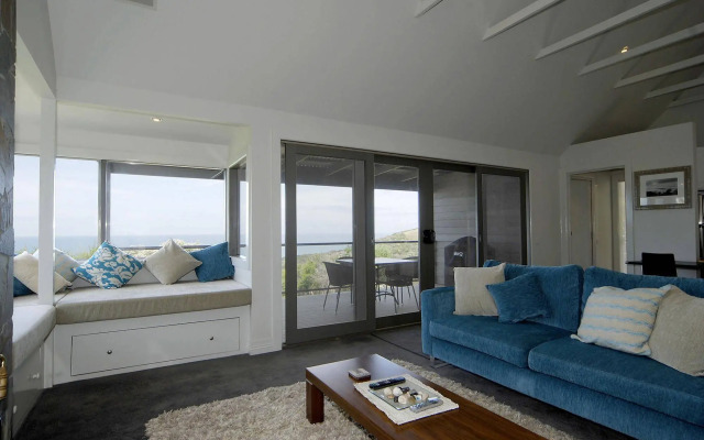 Points South By The Sea